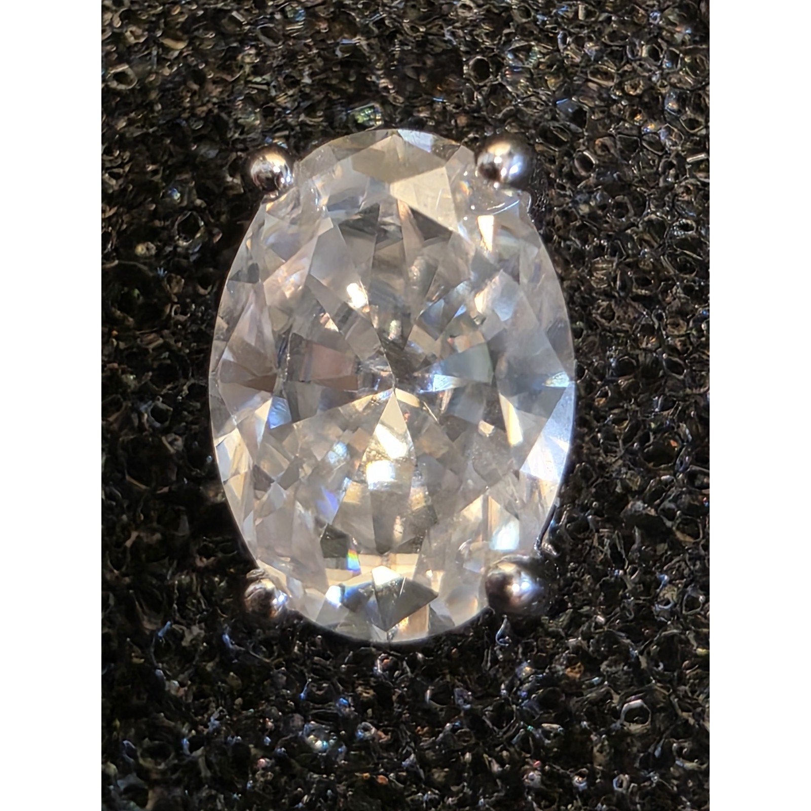2.0CTW 7mm Oval Moissanite Stud Earrings Prong VVSD Color
