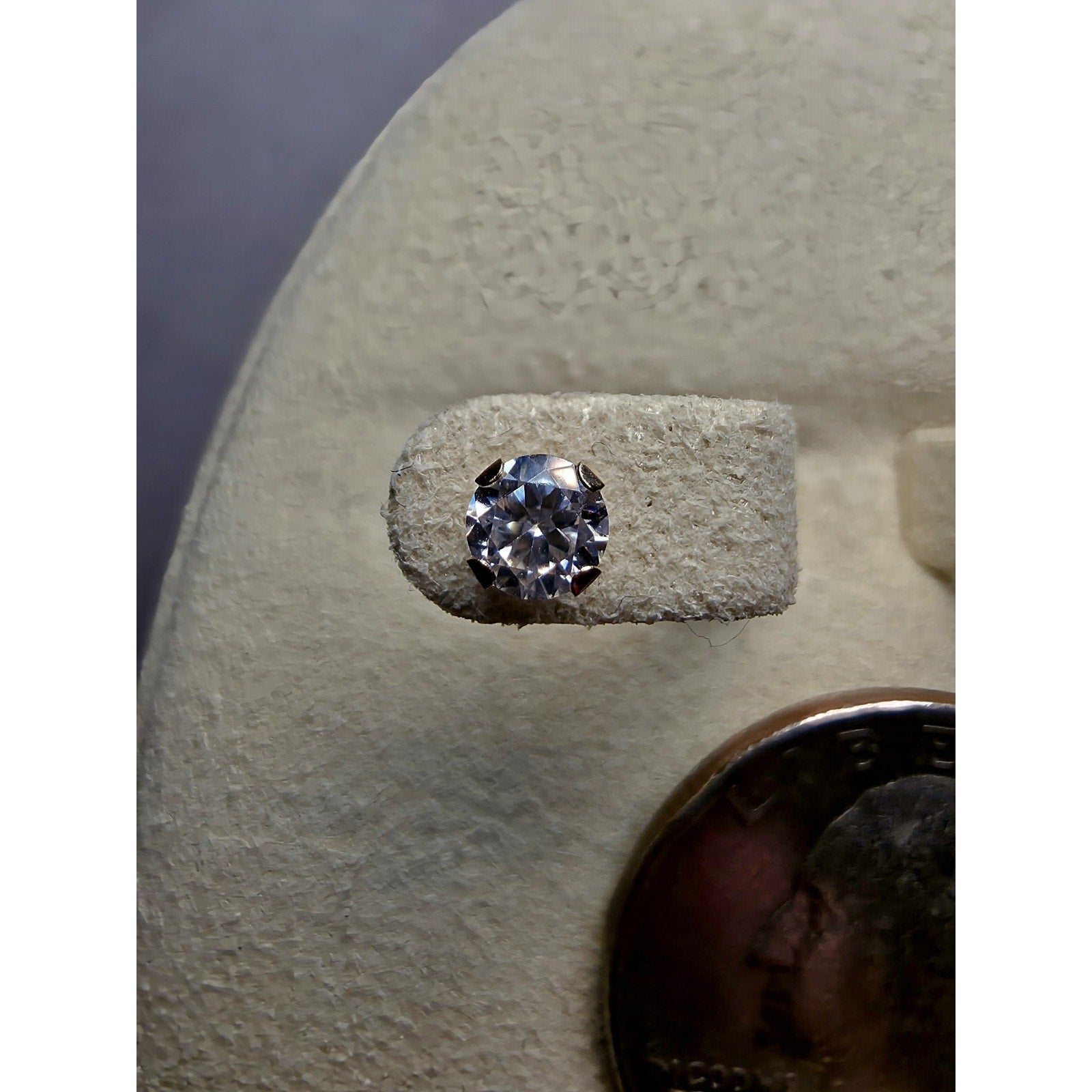 14k Solid Gold 4mm 0.47ct Moissanite Stud Earrings w/GRA Silicon Back