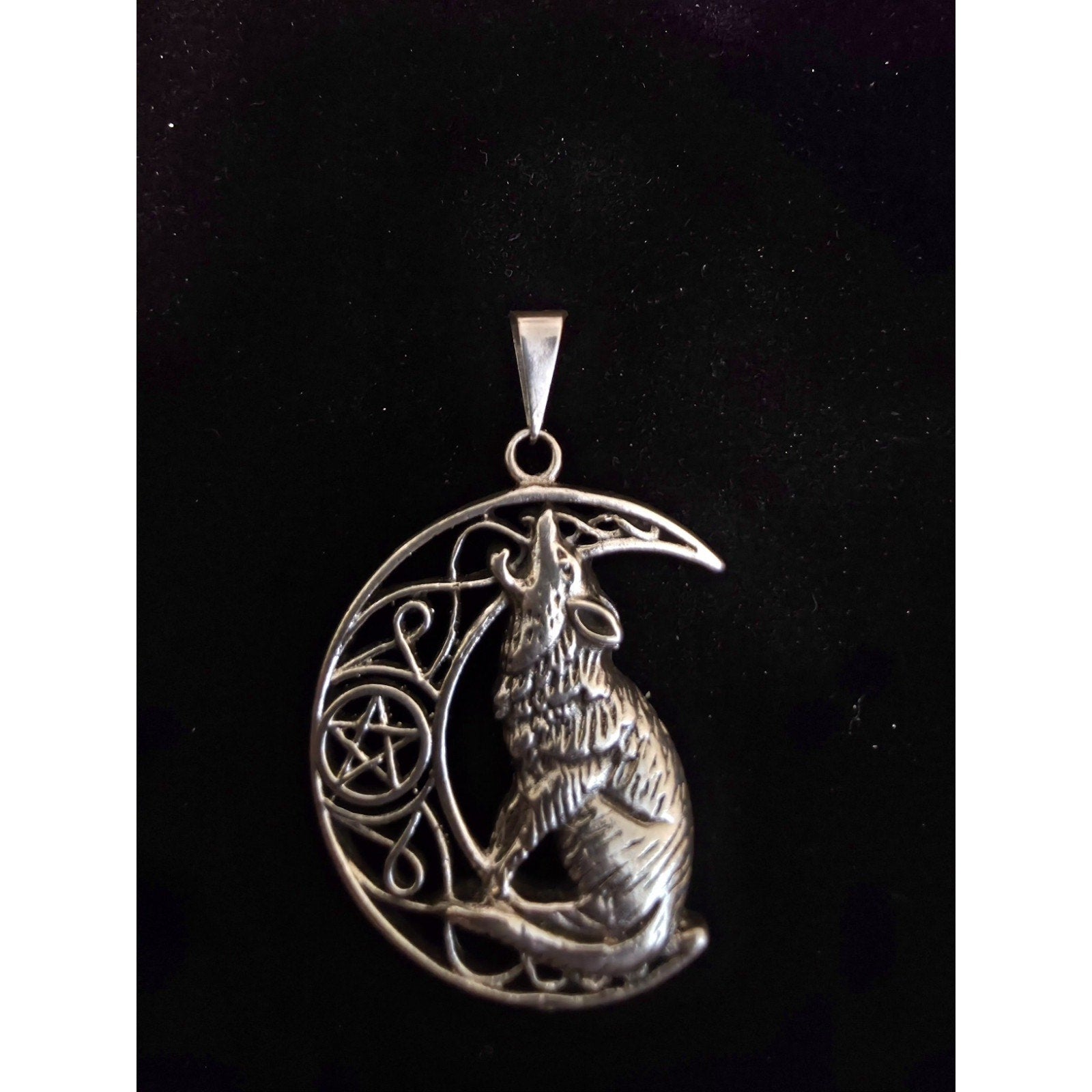 Handmade Crescent Moon Lone Wolf Pendant 20.48g 925 Solid Sterling