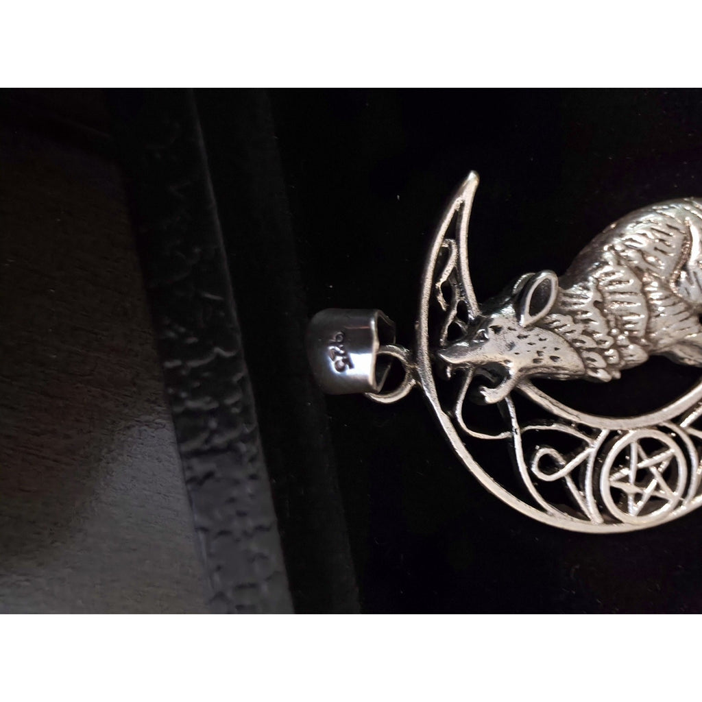 Handmade Crescent Moon Lone Wolf Pendant 20.48g 925 Solid Sterling