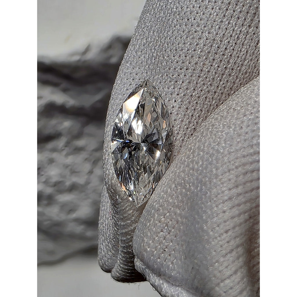 1.0ct Marquise Brilliant Cut Lab Diamond CVD IGI Certified Color:E Clarity: VS1