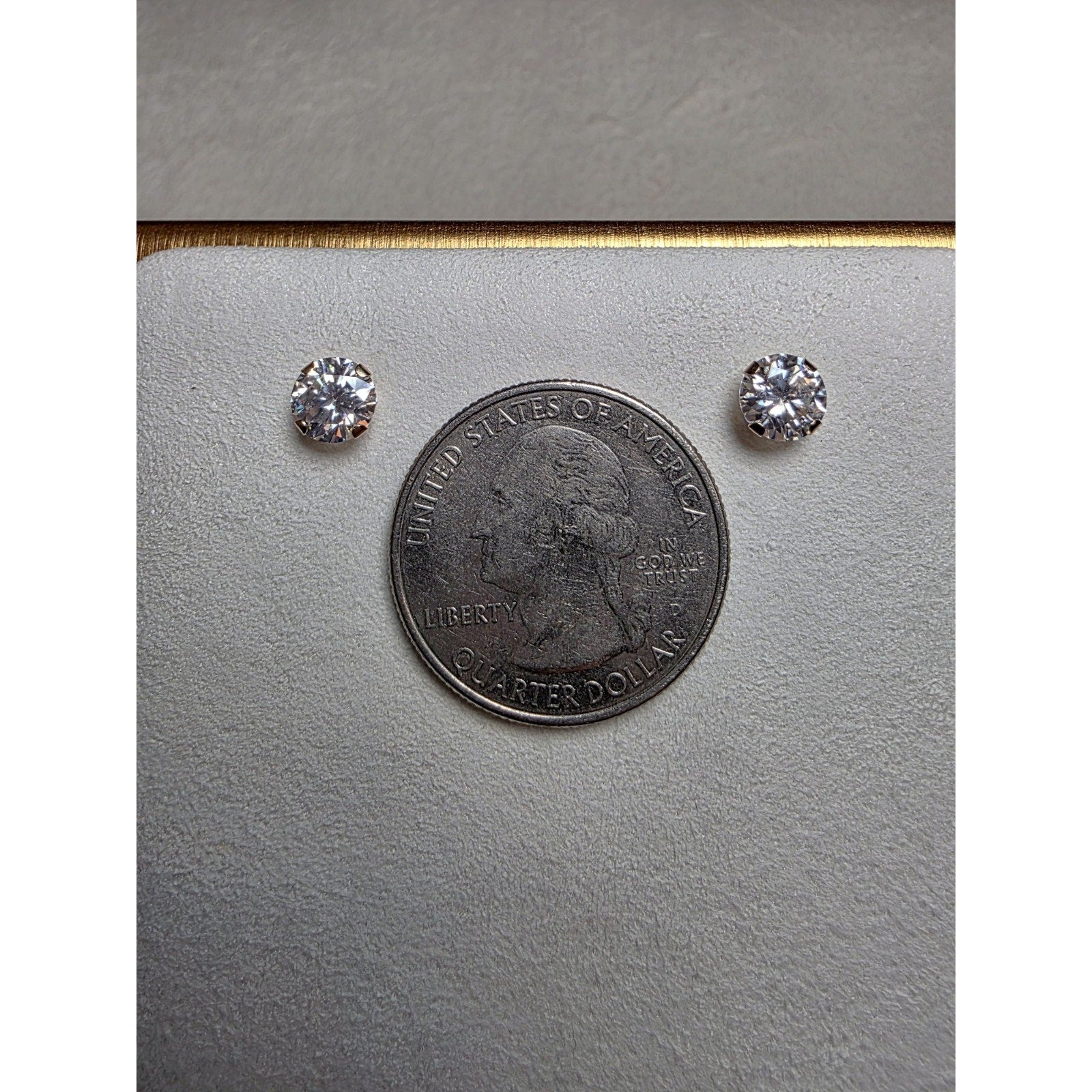 6mm 14K Solid Gold 1.52ctMoissanite Stud Earrings Round Cut w/GRA Certificate