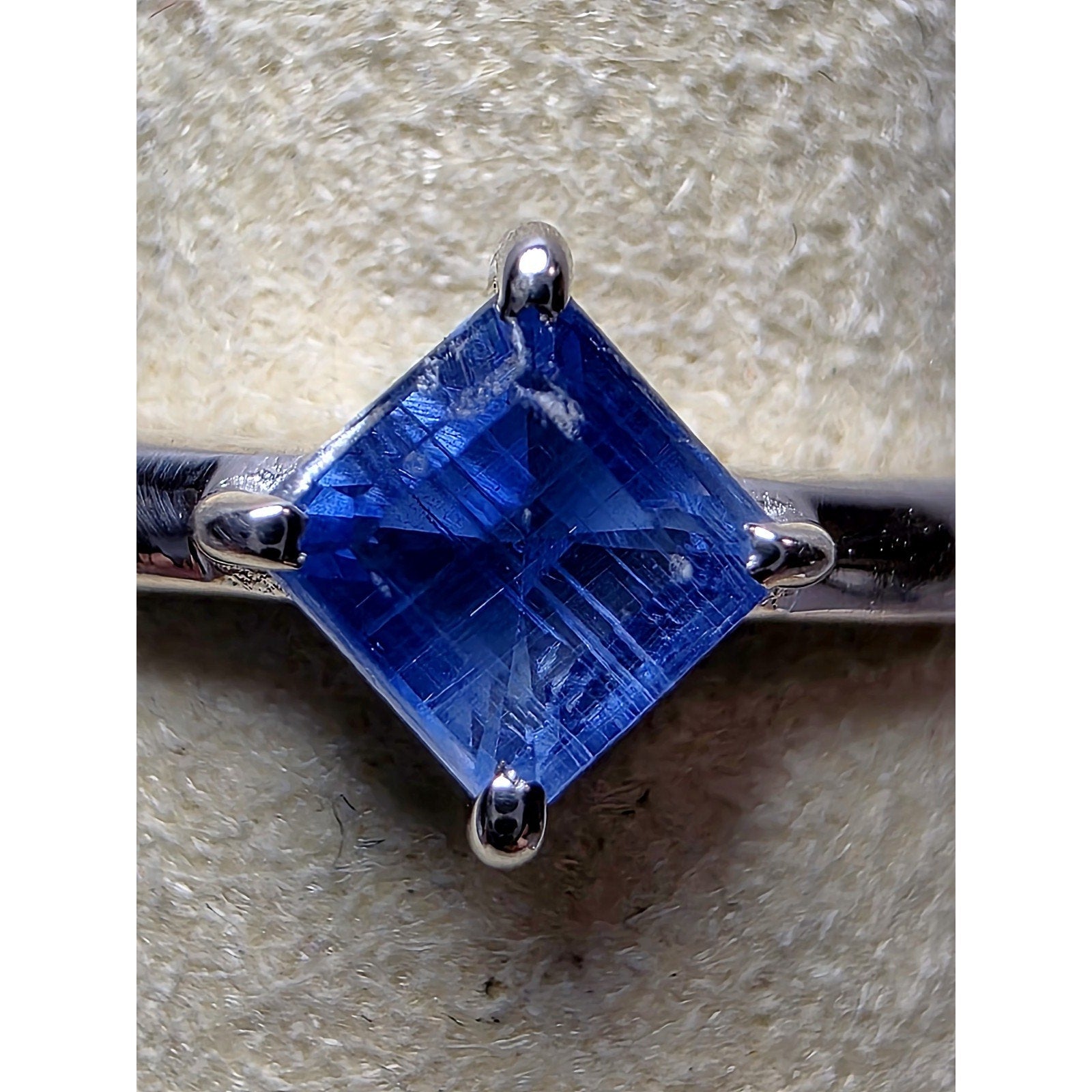 S6 Natural Kyanite Solitaire Band 925 Sterling Silver