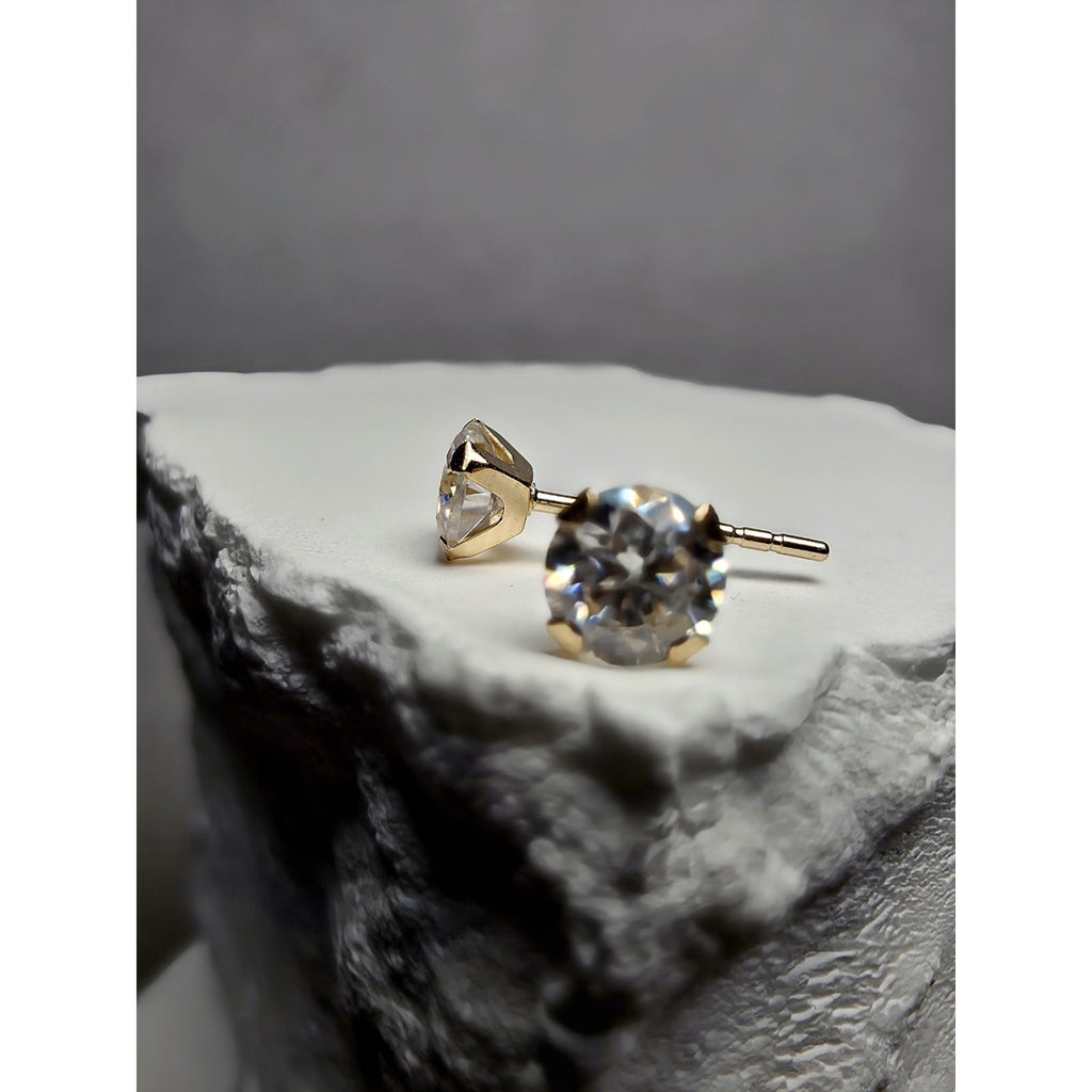 14k Solid Gold 4mm 0.47ct Moissanite Stud Earrings w/GRA Silicon Back