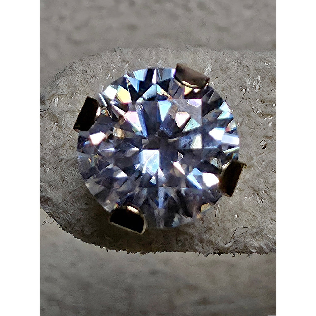 14k Solid Gold 5mm 0.90ctw Moissanite Stud Earrings w/GRA