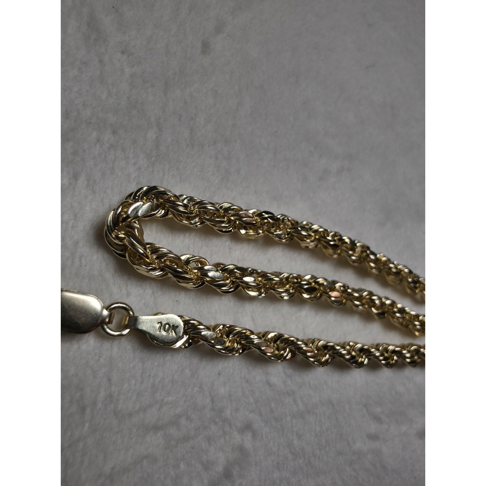8" 4mm 10k Gold Diamond Cut Hollow Rope Stamped
