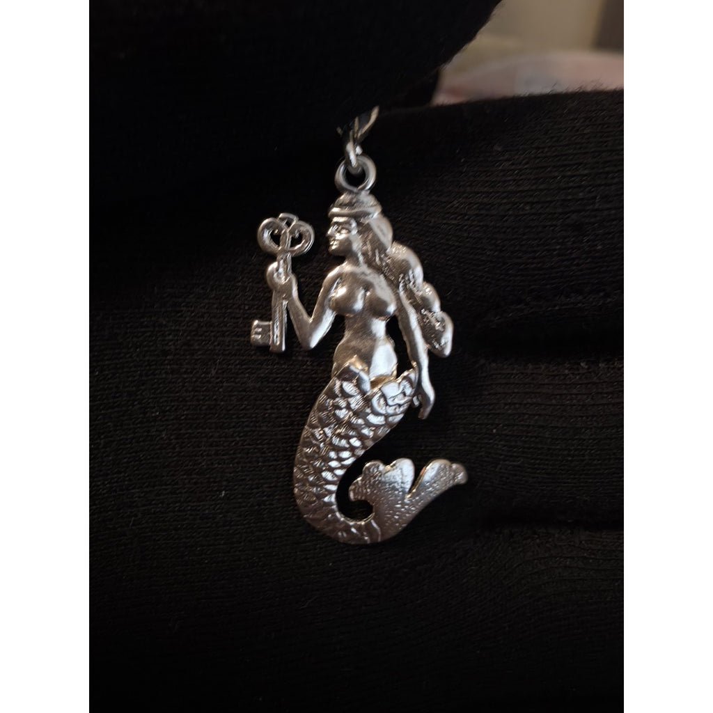 Handmade Mermaid Pendant holding Key w/Moving Tail 925 Solid Sterling Silver