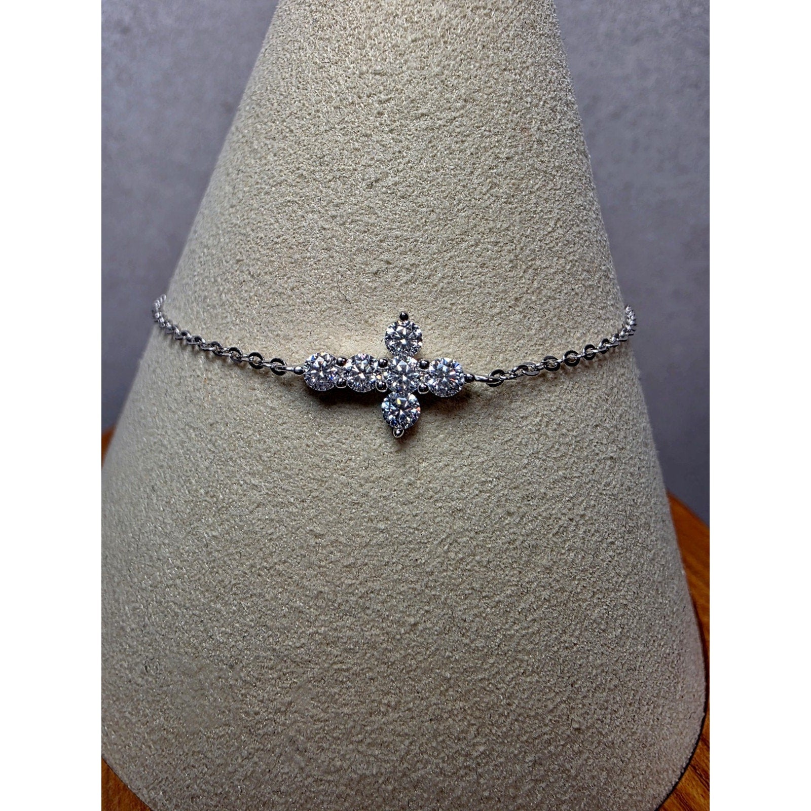6.5-8.5" 2.5mm 0.06ctw VVSD Moissanite Cross Dainty Bracelet 925 Sterling Silver