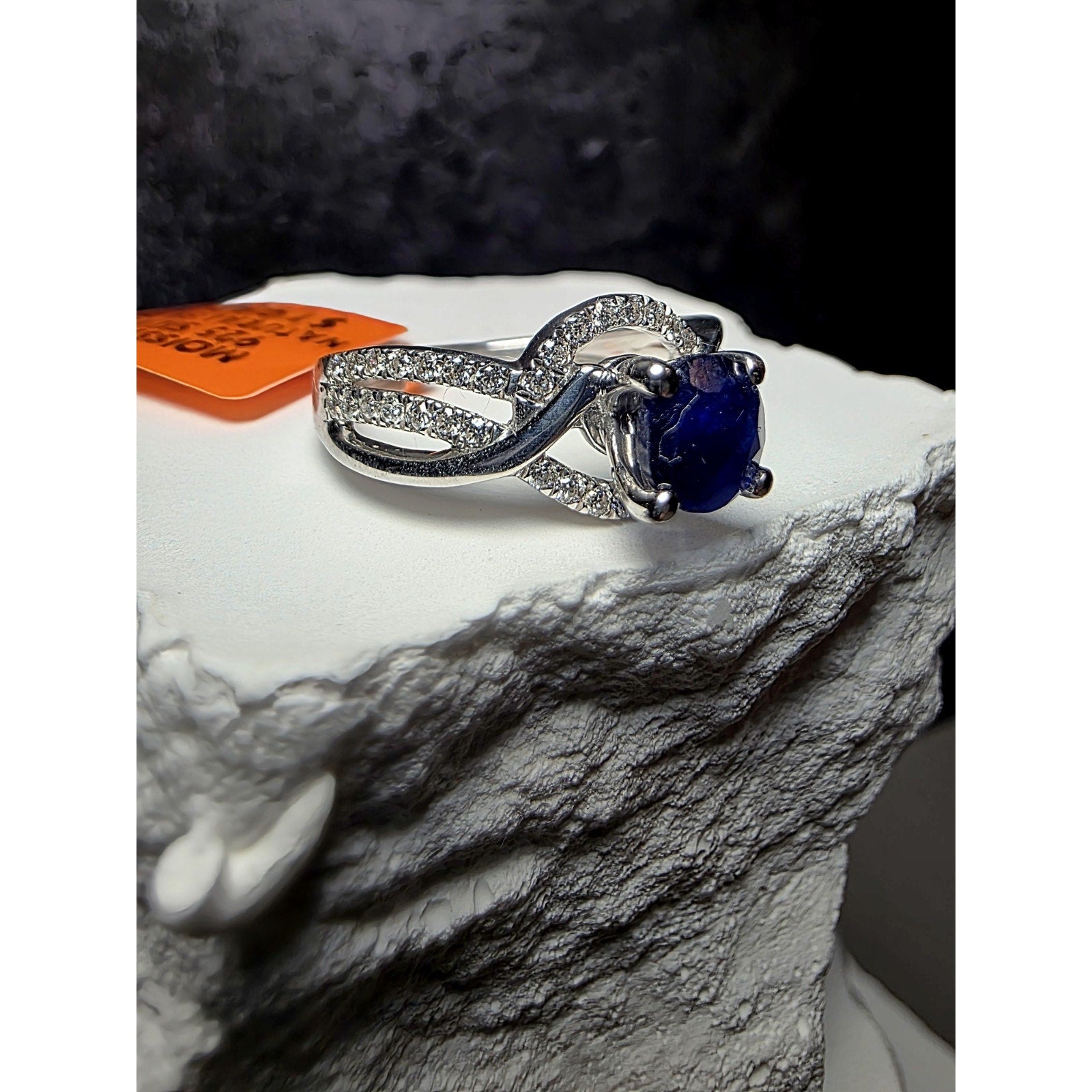 S7 1.33ct Round Natural Sapphire & Moissanite Ring w/GGL Certificate