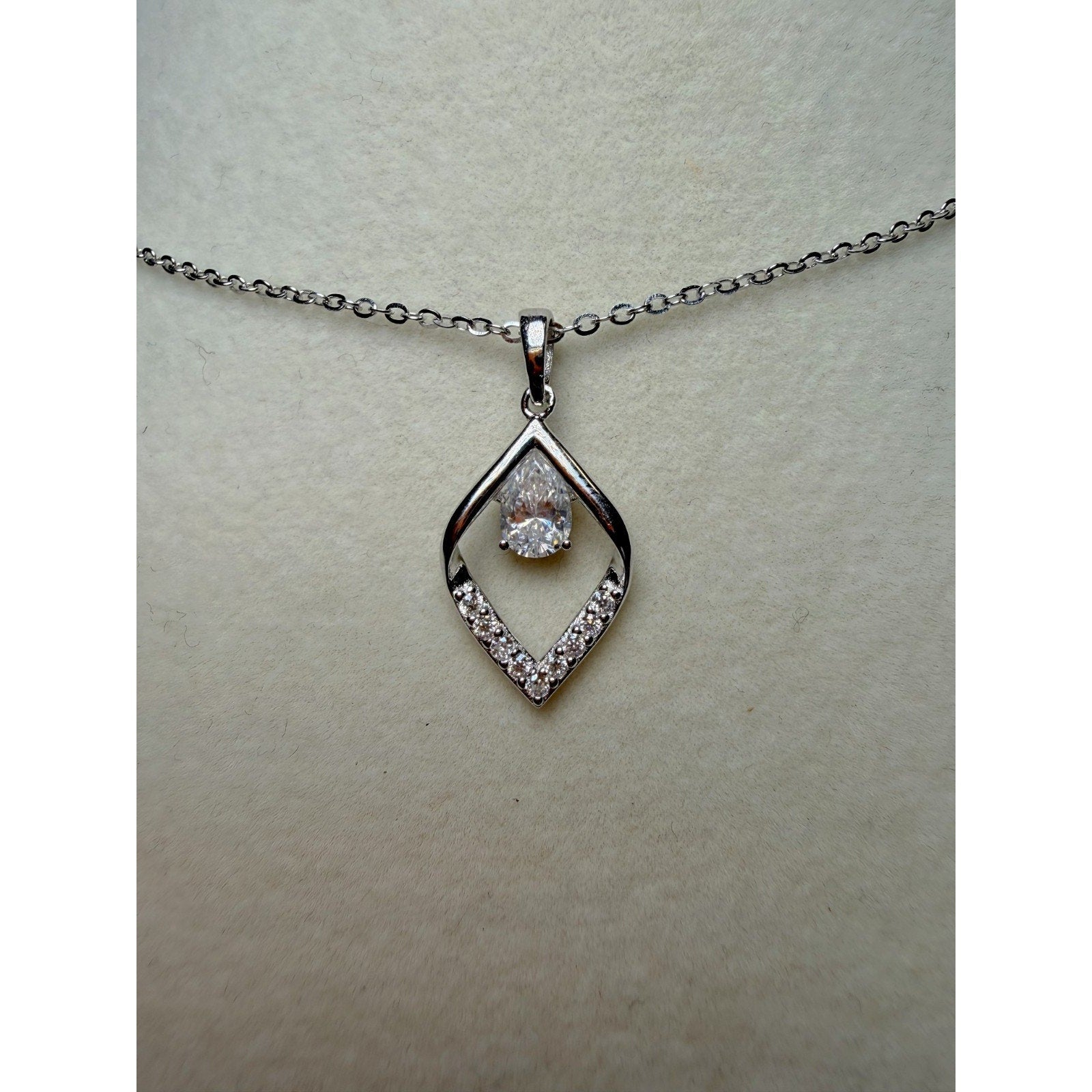 16+2" 0.6ctw Moissanite Teardrop Solitaire Pendant Necklace 925 Sterling Silver