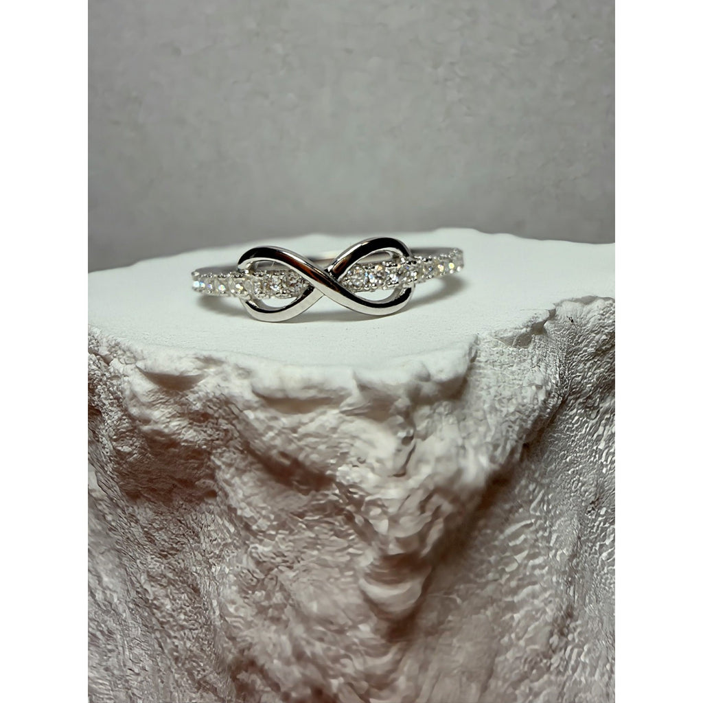 S7 0.14ctw Moissanite Half Infinity Band 925 Sterling Silver