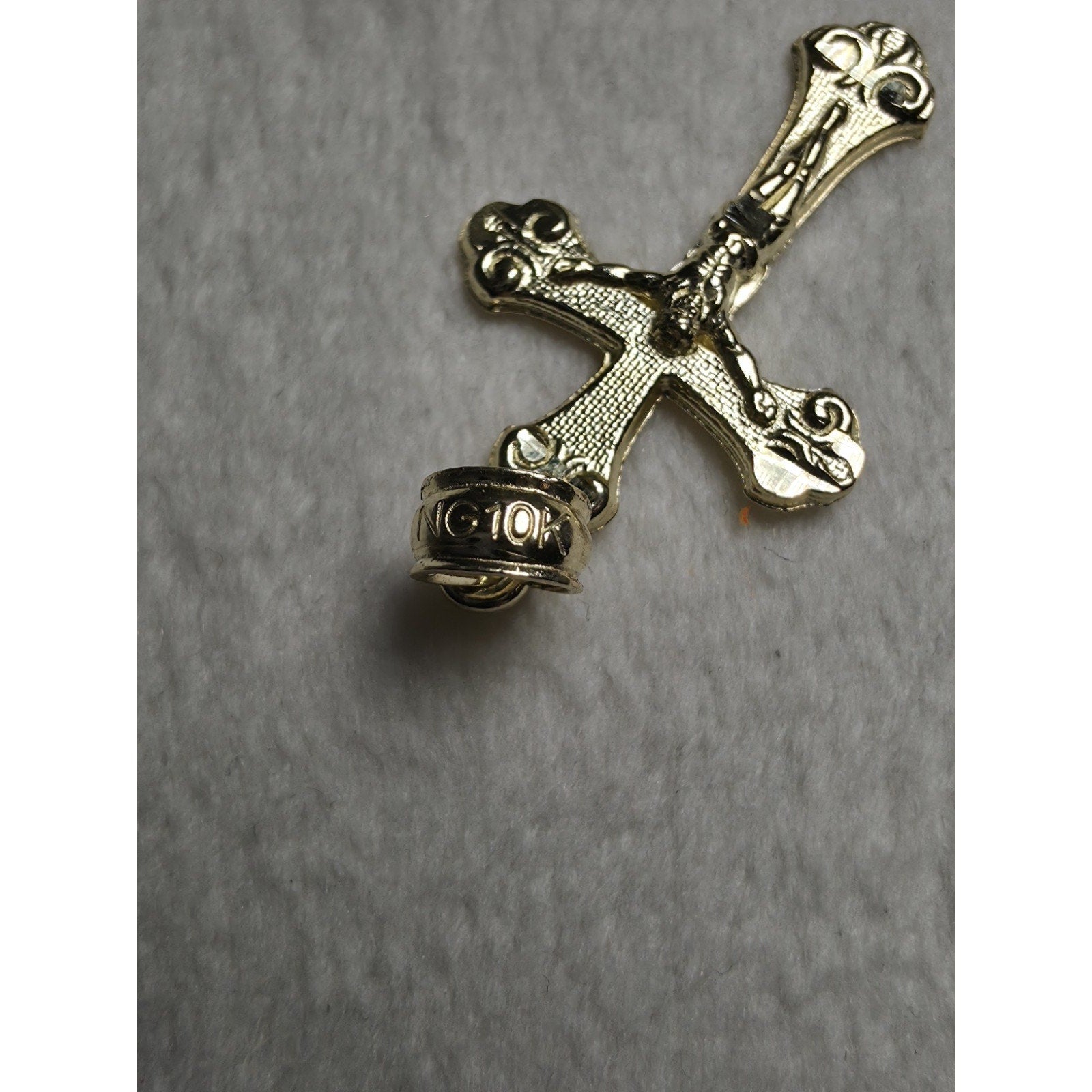 10K Solid Gold Crucifix Cross Pendant