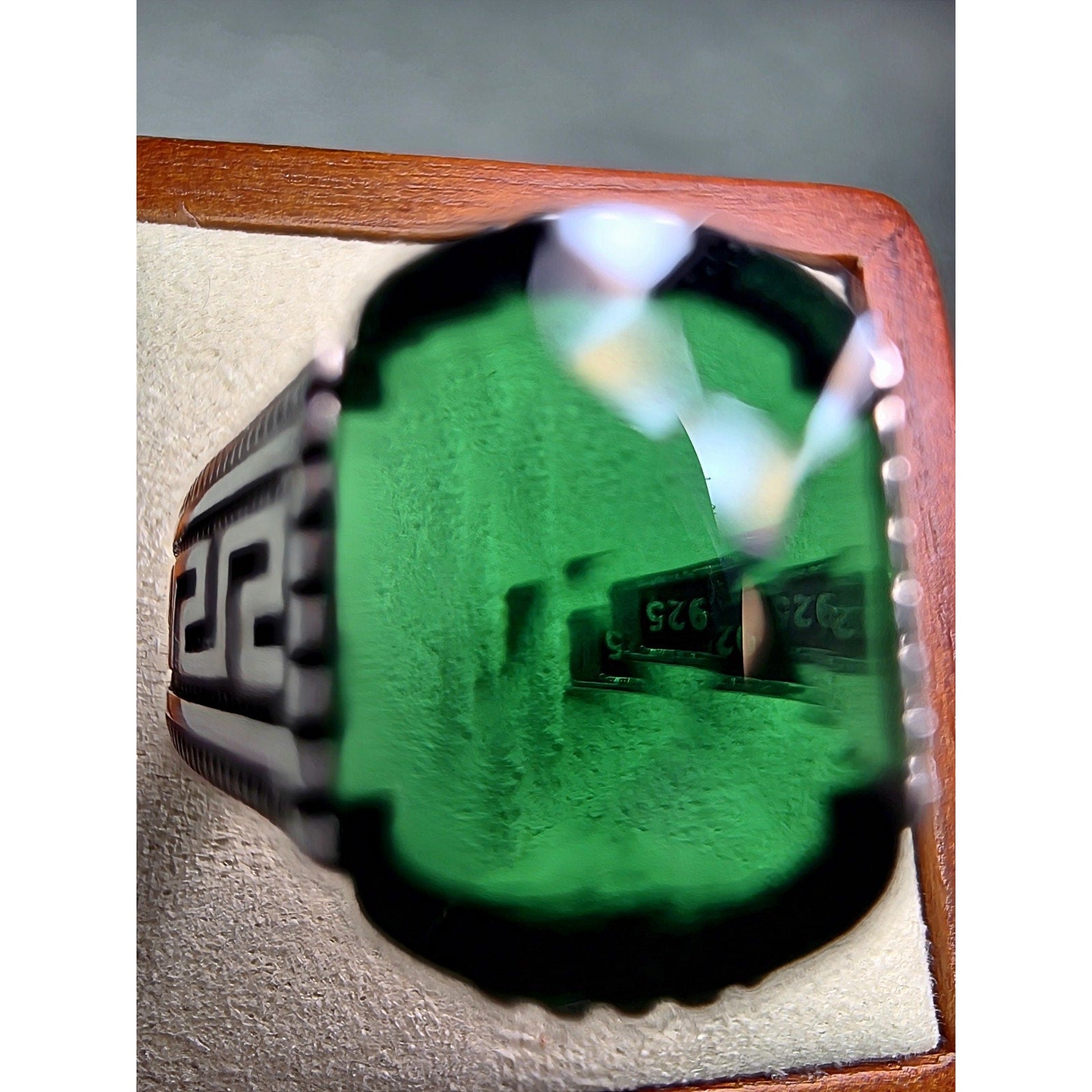 S9.5 Emerald Signet Engraved Ring 925 Sterling Silver