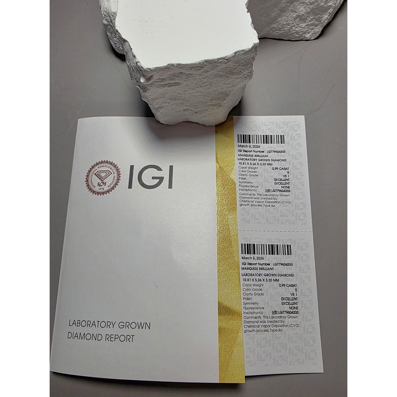 1.0ct Marquise Brilliant Cut Lab Diamond CVD IGI Certified Color:E Clarity: VS1