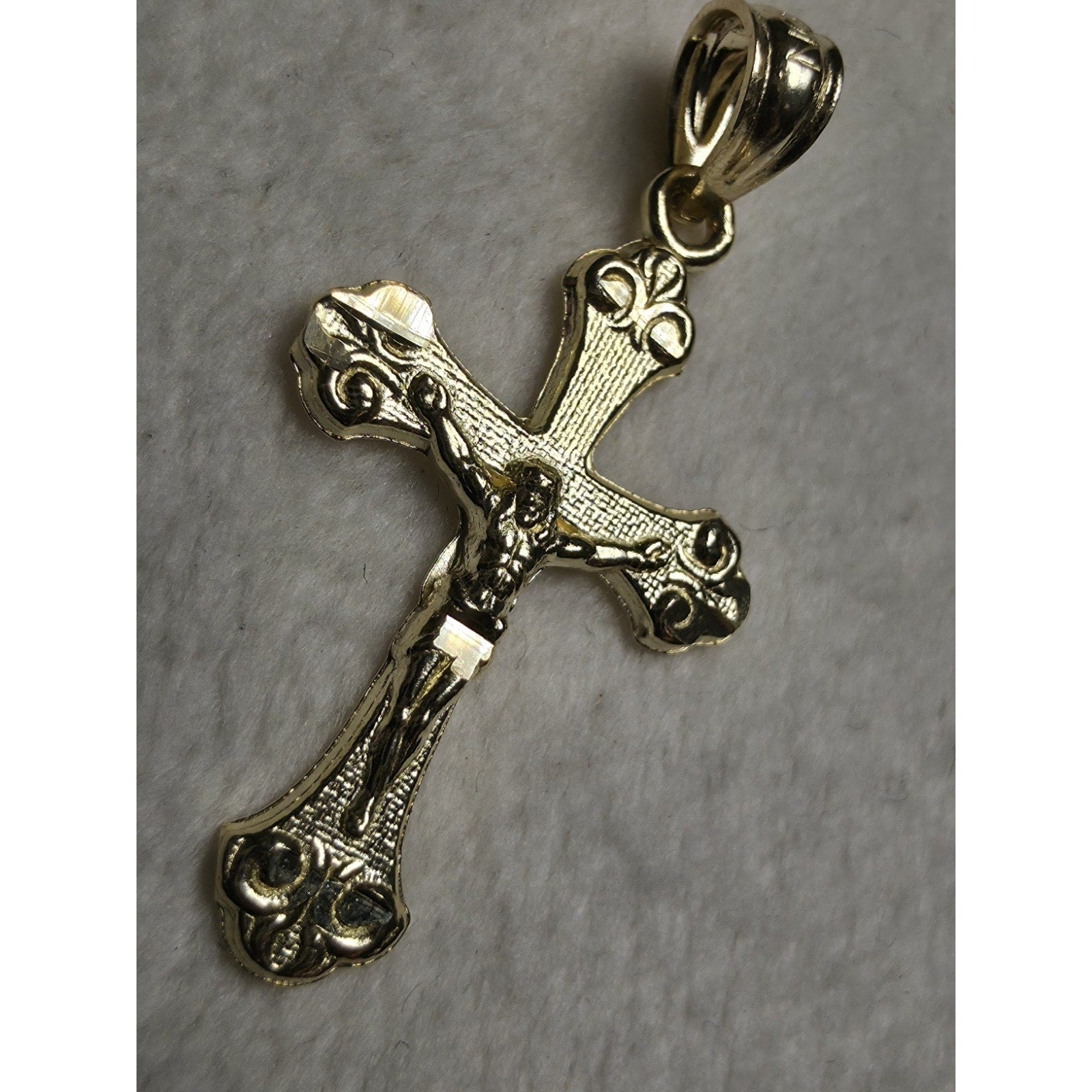 10K Solid Gold Crucifix Cross Pendant